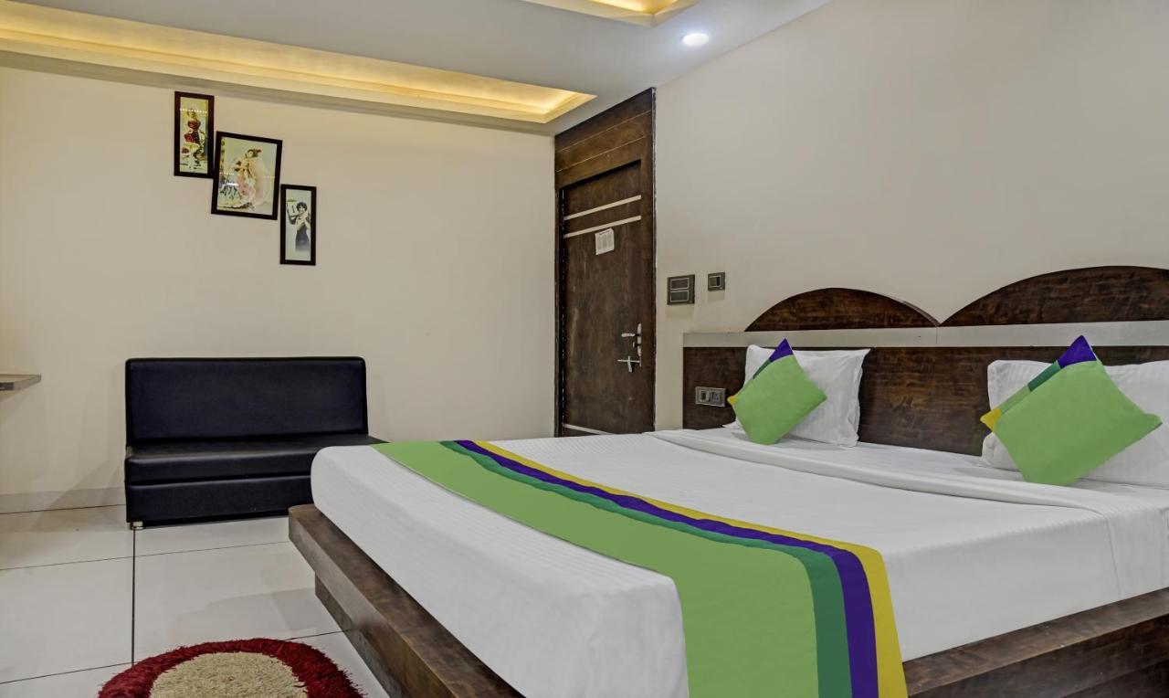Treebo Trend Jalsa Dlx Hoshangabad Road Bhopal Exterior photo