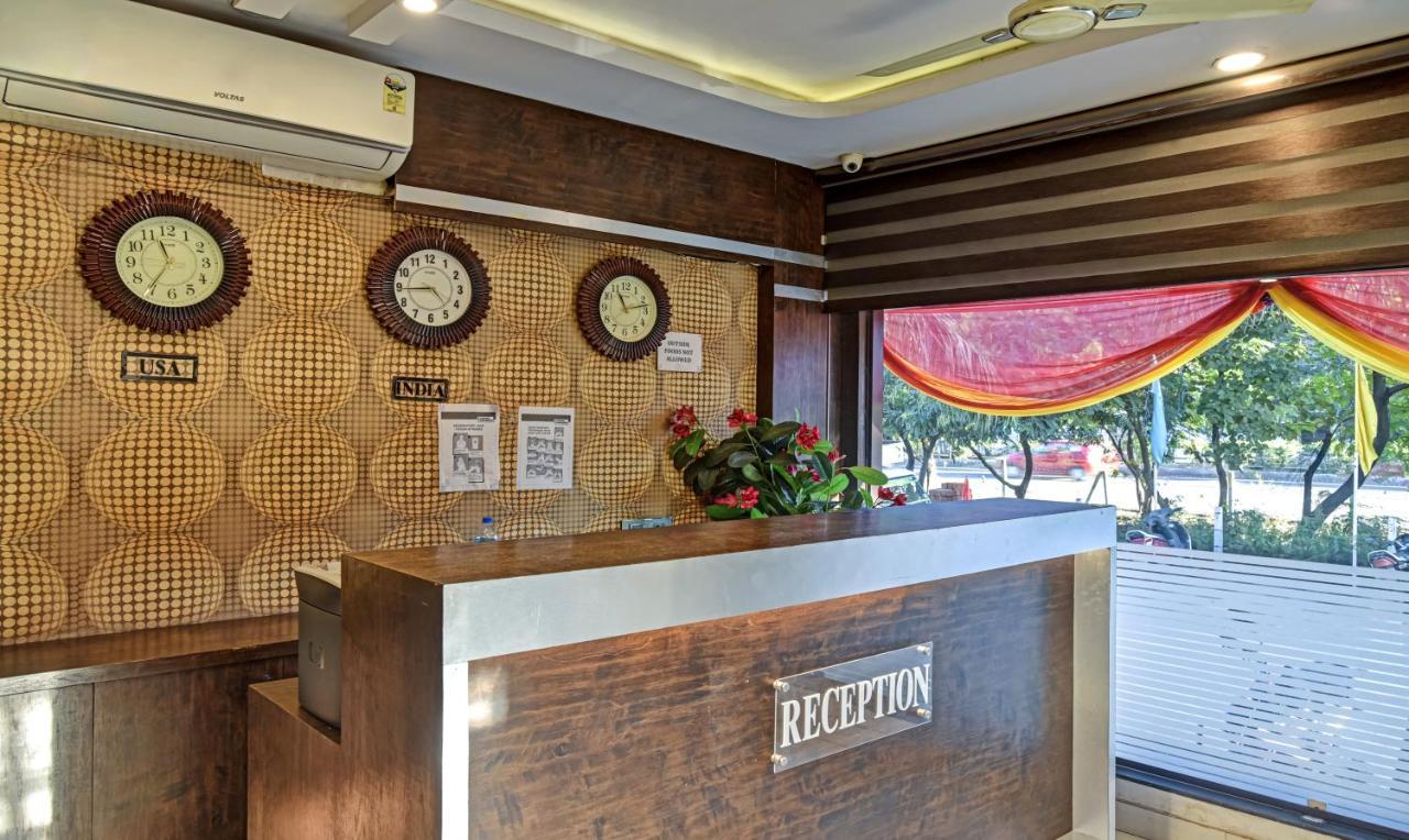 Treebo Trend Jalsa Dlx Hoshangabad Road Bhopal Exterior photo